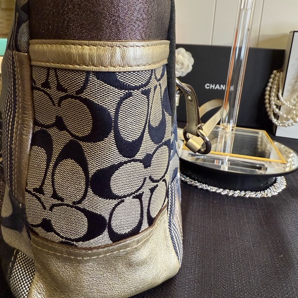 EUC Coach Denim Patchwork Tote 2009 - Picture 16 of 16